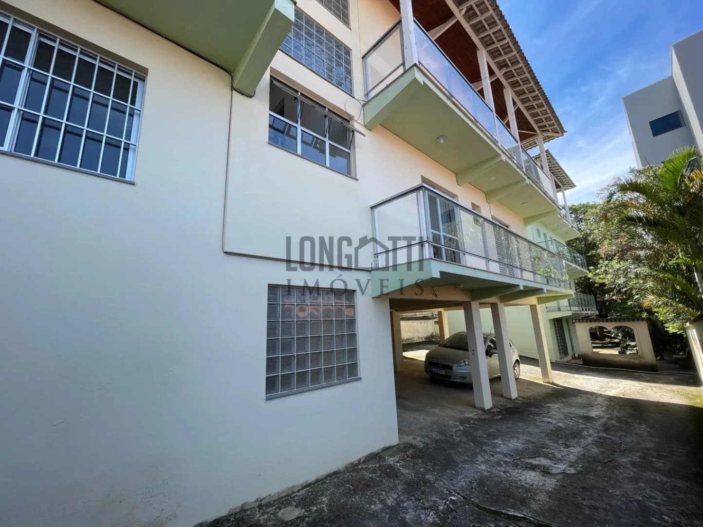 Foto do imóvel: Apartamento no bairro Caieras